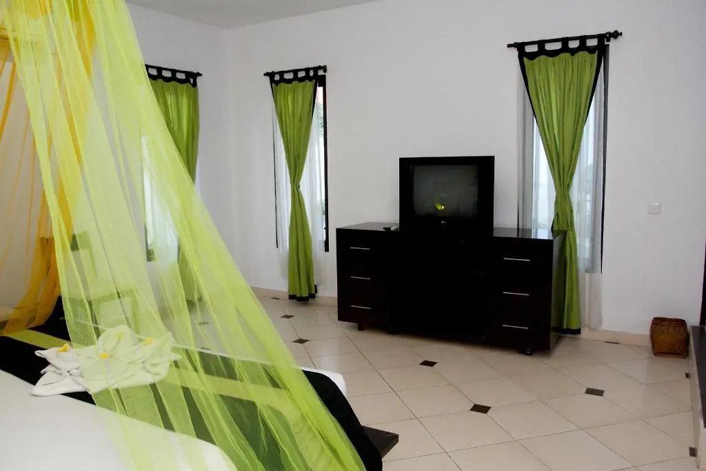 Lake Grace Villa كوتا 0*,  إندونيسيا
